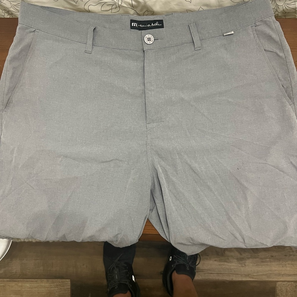 Travis Mathew Gray Golf Shorts 38